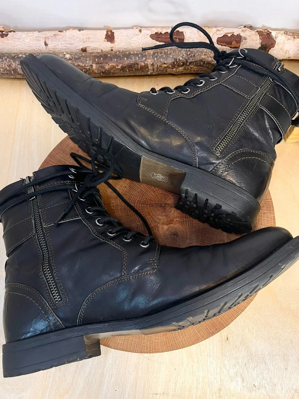 Aston Grey | Rockcastle 2 Combat Boots in Black Leather Size 10.5